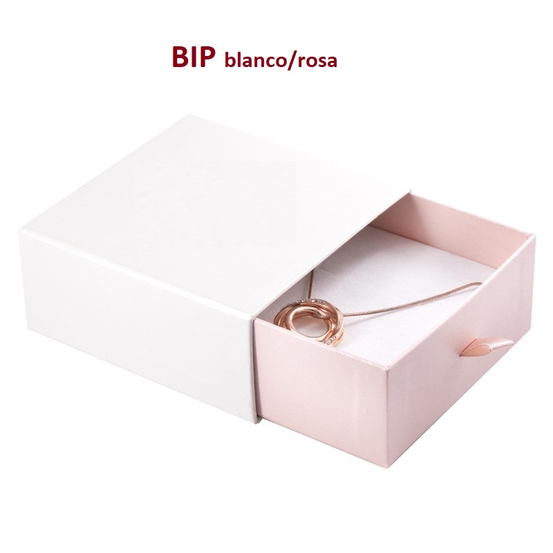 BIP box earrings + chain 90x87x40 mm.